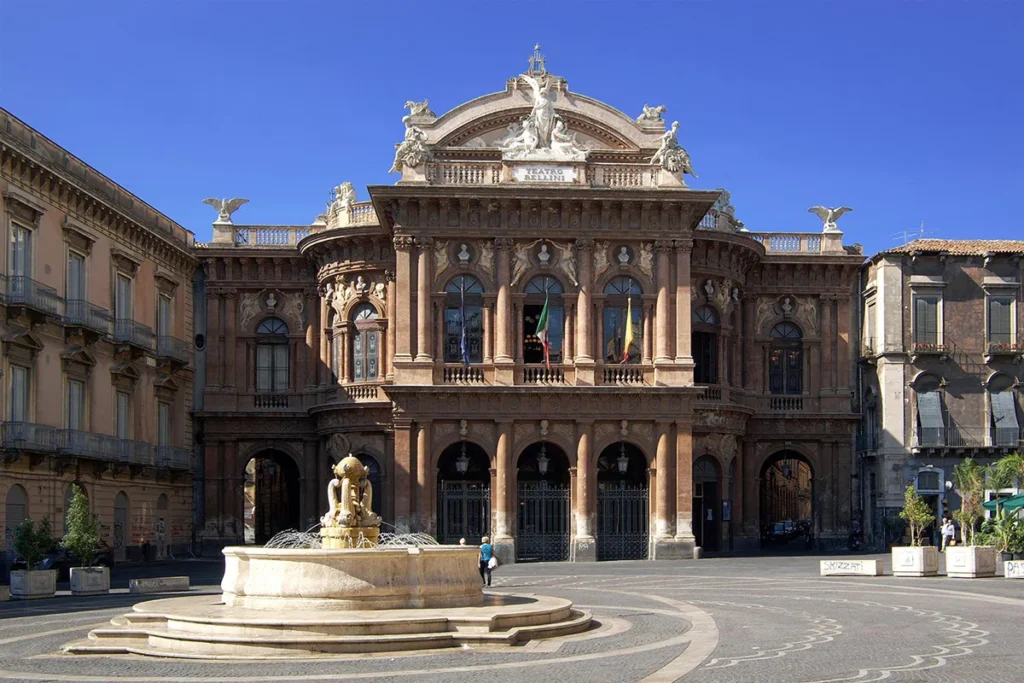 Il teatro Bellini di Catania